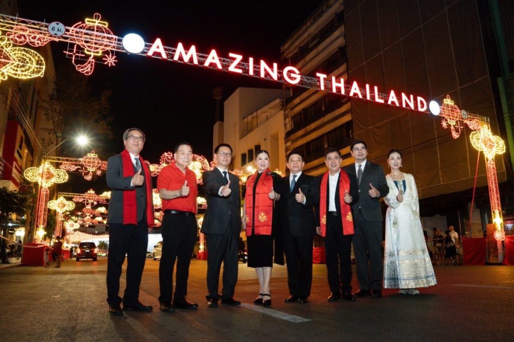 ททท. ร่วมกับพันธมิตรประดับไฟตรุษจีนถนนเยาวราช ส่งมอบความสุข ส่งต่อความรุ่งเรือง สะท้อนมิตรภาพไทย–จีน 51 ปีแน่นแฟ้นในปีม้าทอง
