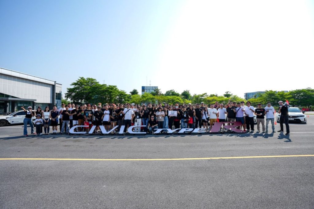 ฮอนด้าปลุกพลังความสปอร์ต! รวมพลสายสปอร์ตตัวจริง สัมผัส DNA แห่งความเร้าใจ กับกิจกรรม Civic Type R Fan Meet #2: The Unrivaled&nbsp;Performance